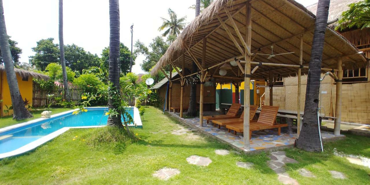 Oasi Bungalows Hotel Gili Air Exterior foto